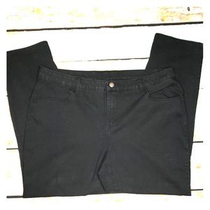 NWOT Black Straight Leg Jeans